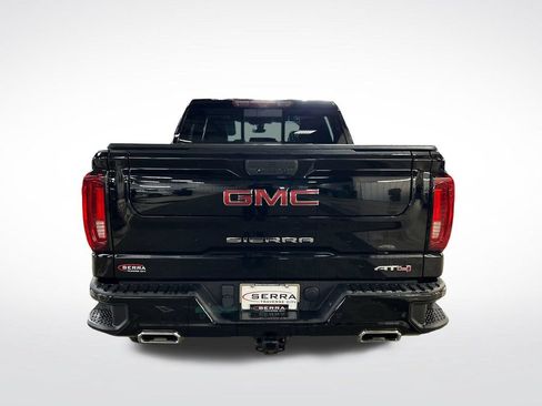 Used 2022 GMC Sierra 1500 AT4 w/ AT4 Premium Package AWD/4WD image 4