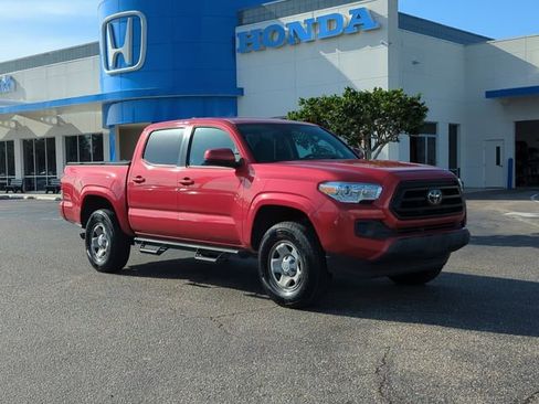 Used 2021 Toyota Tacoma SR w/ SR Convenience Package image 2