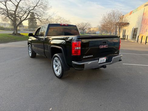 Used 2015 GMC Sierra 1500 SLE w/ SLE Value Package RWD image 8