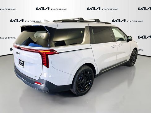 New 2026 Kia Carnival SX Prestige FWD image 7