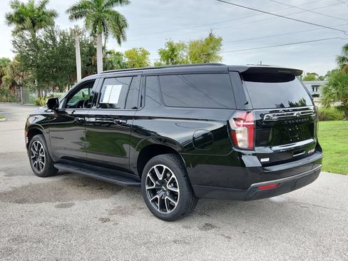 Certified 2021 Chevrolet Suburban RST AWD/4WD image 3