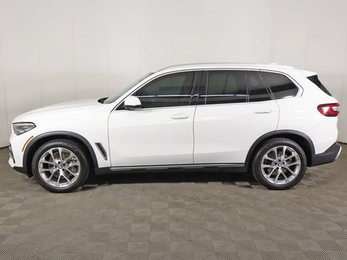 Used 2022 BMW X5 xDrive40i AWD/4WD image 22