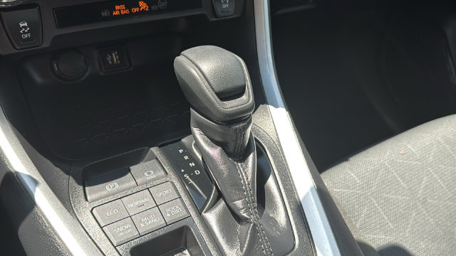 Certified 2025 Toyota RAV4 XLE AWD/4WD image 17