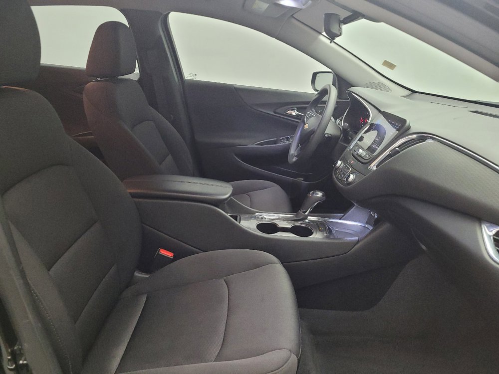 Used 2019 Chevrolet Malibu Hybrid FWD image 21