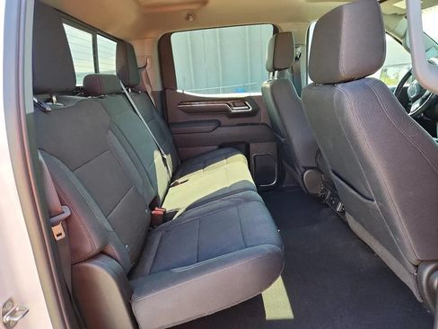 Used 2024 GMC Sierra 1500 SLE w/ Preferred Package RWD image 10