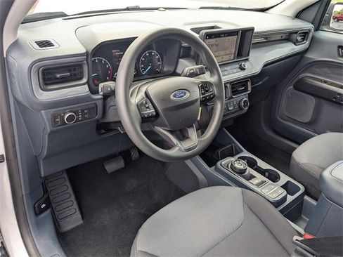 Used 2023 Ford Maverick XL image 17