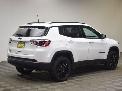 New 2026 Jeep Compass Latitude image 6