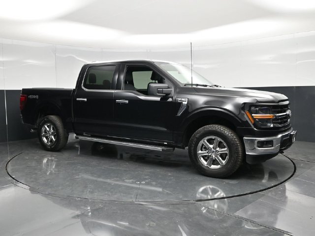 Used 2025 Ford F150 XLT w/ Equipment Group 301A Standard AWD/4WD image 4