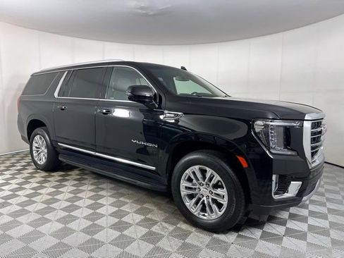 Used 2021 GMC Yukon XL SLT w/ SLT Premium Package RWD image 6