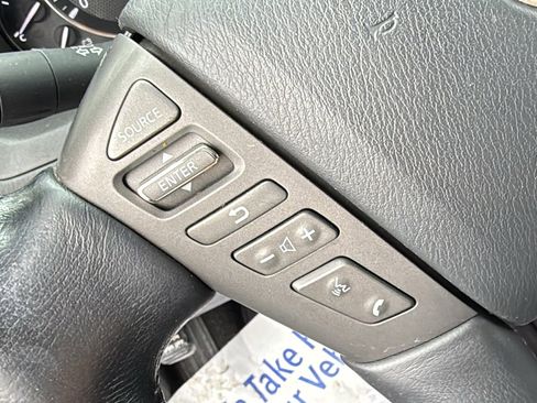 Used 2020 Nissan Armada SL image 10