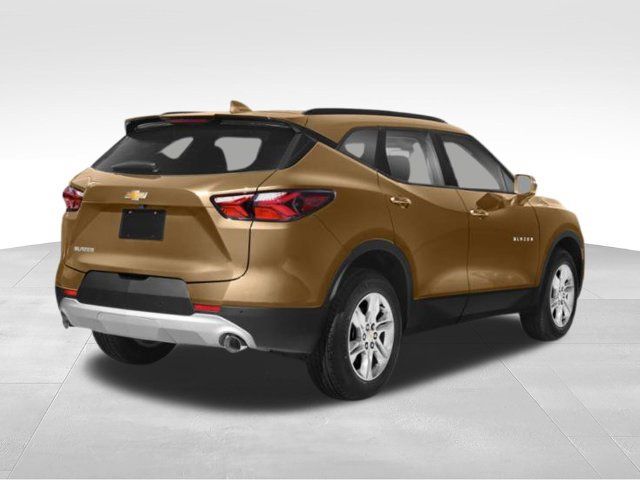 Used 2019 Chevrolet Blazer LT FWD image 2