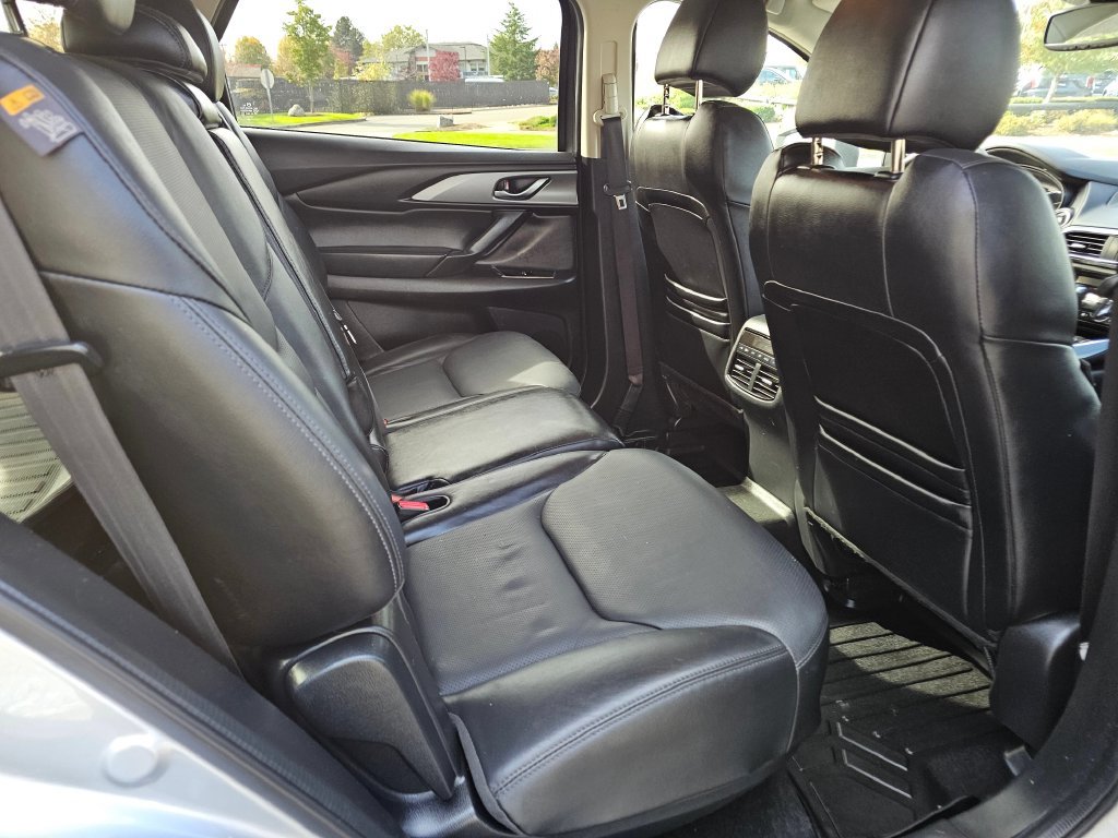 Used 2018 MAZDA CX-9 Touring AWD/4WD image 15
