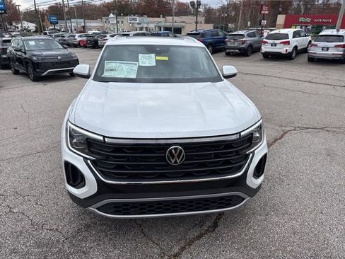 New 2026 Volkswagen Atlas Cross Sport SEL image 8