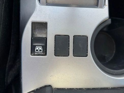 Used 2016 Toyota 4Runner SR5 image 10