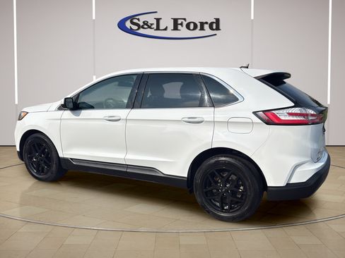 Certified 2024 Ford Edge SEL AWD/4WD image 4