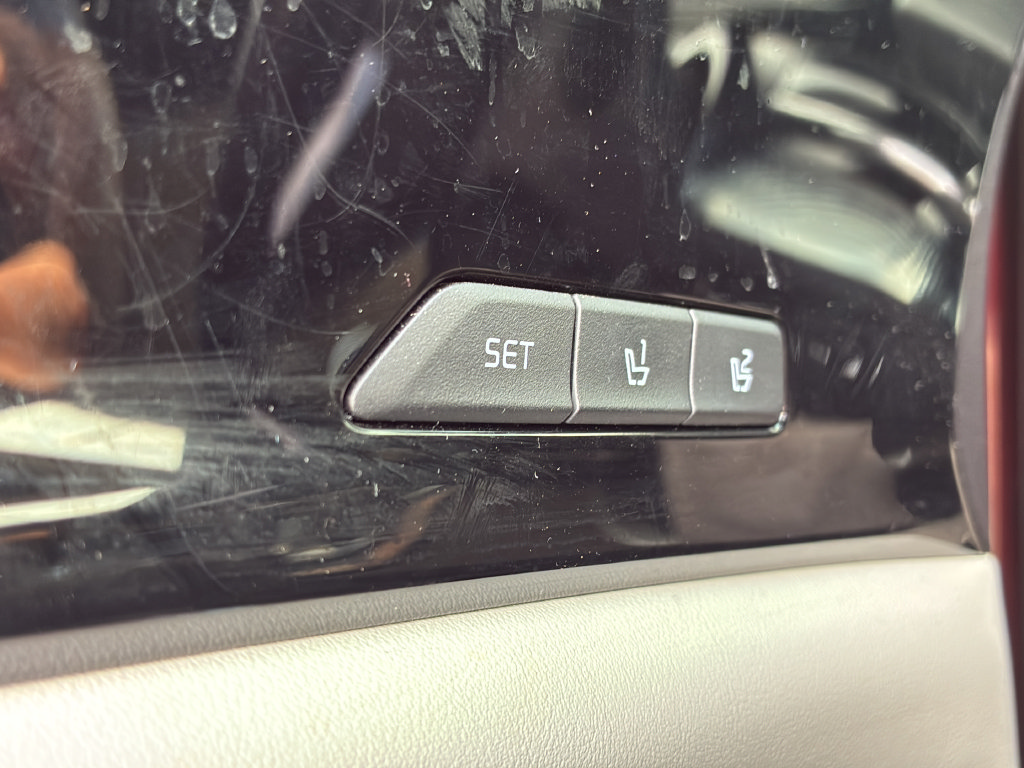 Used 2022 Kia Carnival SX Prestige FWD image 43