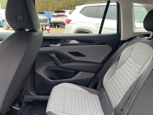 New 2026 Volkswagen Tiguan S image 13