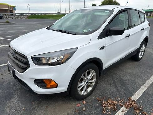 Used 2019 Ford Escape S FWD image 3