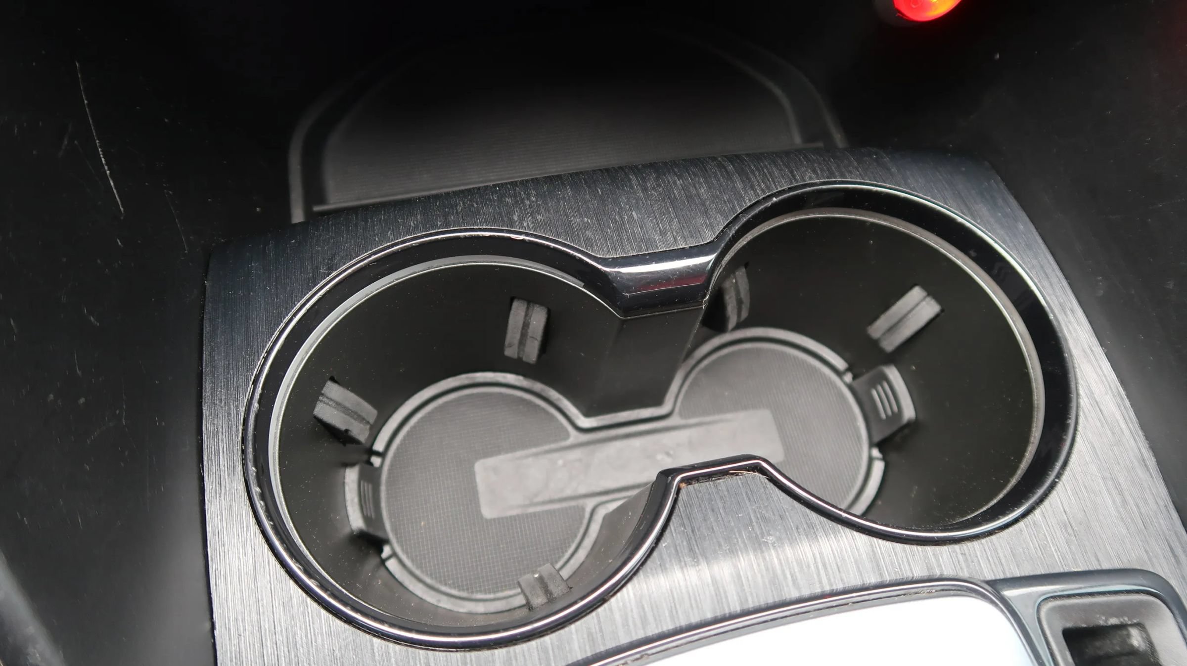 Used 2020 Alfa Romeo Giulia RWD image 32