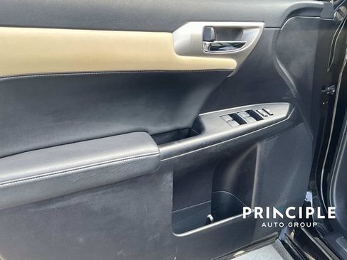 Used 2015 Lexus CT 200h FWD image 10