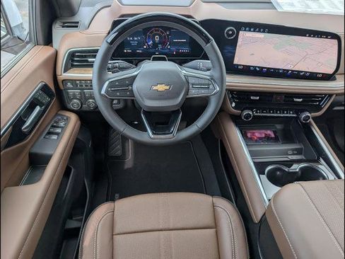 New 2026 Chevrolet Tahoe High Country AWD/4WD image 11