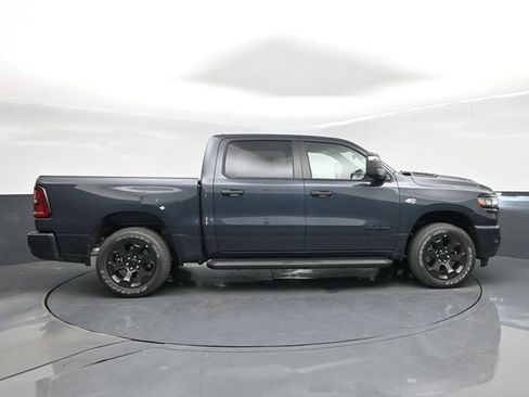 New 2026 RAM 1500 Express AWD/4WD image 9