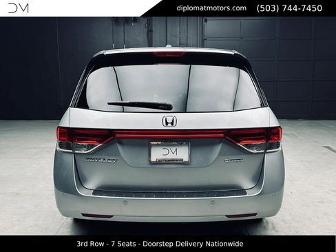 Used 2015 Honda Odyssey Touring image 6