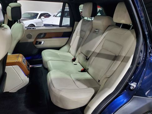 Used 2021 Land Rover Range Rover P525 Westminster Edition LWB AWD/4WD image 24
