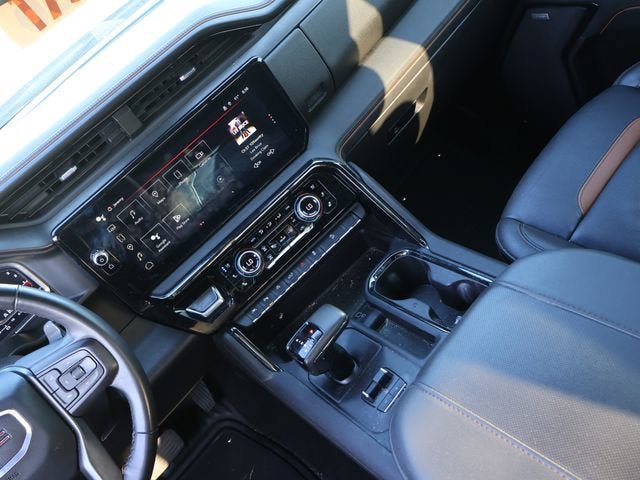 Used 2024 GMC Sierra 1500 AT4 w/ Technology Package AWD/4WD image 20