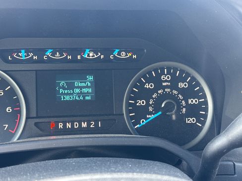 Used 2015 Ford F150 XLT w/ Trailer Tow Package image 20