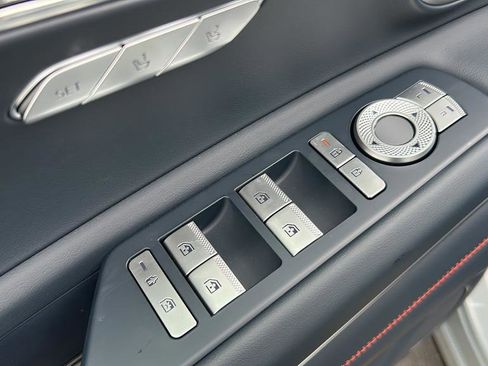 New 2026 Genesis GV80 3.5T e-SC AWD/4WD image 12