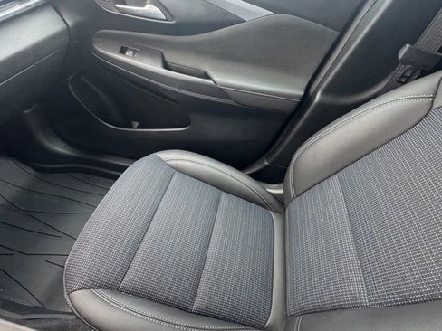 Used 2025 Buick Envista Preferred w/ Convenience I Package FWD image 23