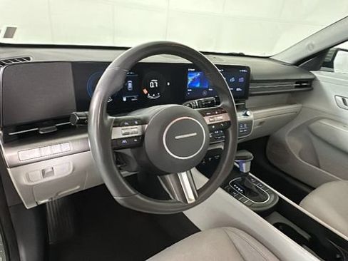 Used 2024 Hyundai Kona SEL AWD/4WD image 14