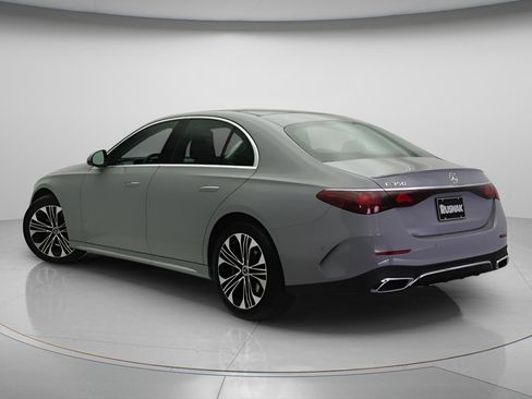 New 2026 Mercedes-Benz E 350 Sedan image 2