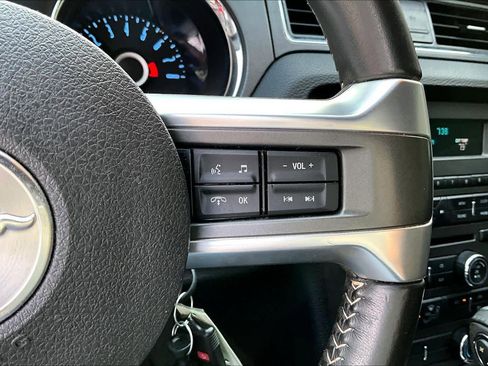 Used 2014 Ford Mustang Convertible w/ Equipment Group 102A RWD image 22