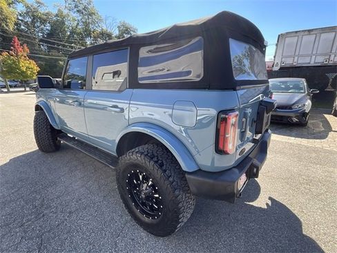 Used 2021 Ford Bronco Outer Banks image 4