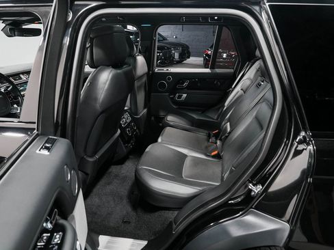 Used 2020 Land Rover Range Rover HSE image 30