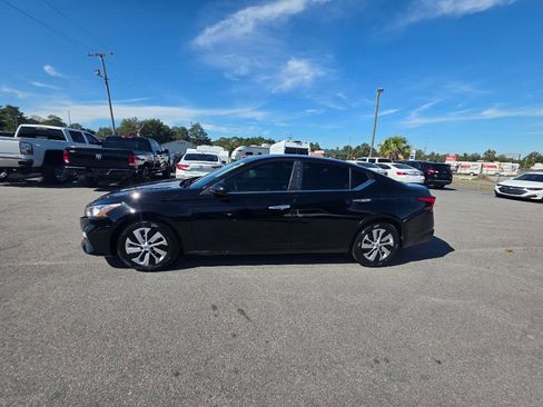 Used 2020 Nissan Altima 2.5 S image 2