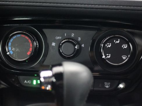 Used 2022 Honda HR-V Sport image 23