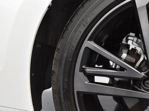 Used 2025 Toyota Camry XSE image 40