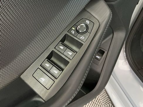New 2026 BMW 228i xDrive w/ Technology Package AWD/4WD image 8