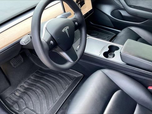 Used 2022 Tesla Model 3 Long Range image 13