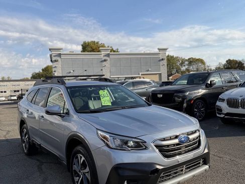 Used 2021 Subaru Outback Limited w/ Popular Package #2 image 1