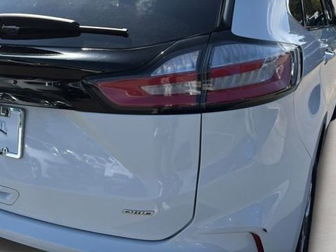 Used 2024 Ford Edge SEL image 36
