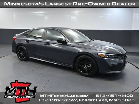 Used 2023 Honda Civic Sport image 1