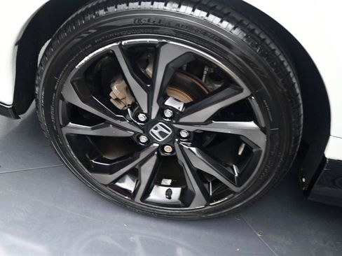 Used 2019 Honda Civic Sport image 15