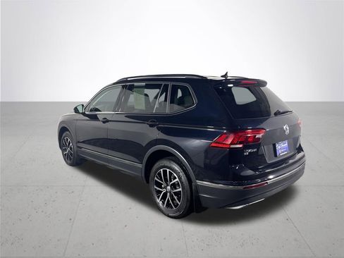 Used 2021 Volkswagen Tiguan SE AWD/4WD image 8