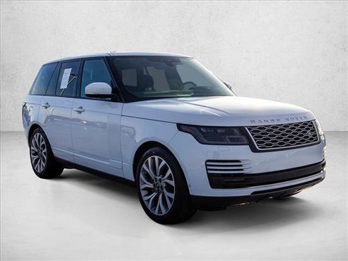 Used 2018 Land Rover Range Rover HSE image 3