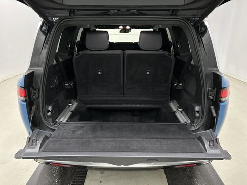 Used 2023 Rivian R1S Adventure AWD/4WD image 15