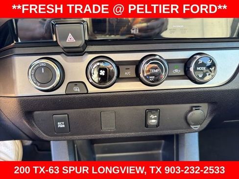 Used 2017 Toyota Tacoma SR5 w/ Tow Package image 49